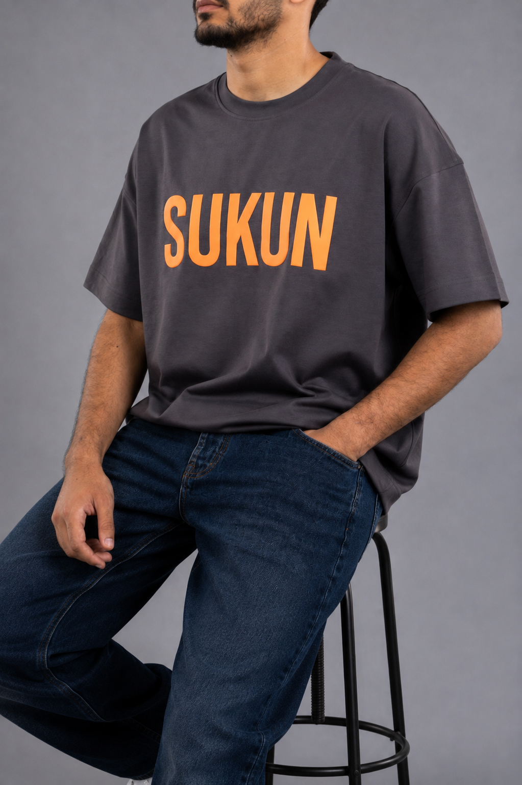 SUKUN Tee — Anthracite-Dark Grey